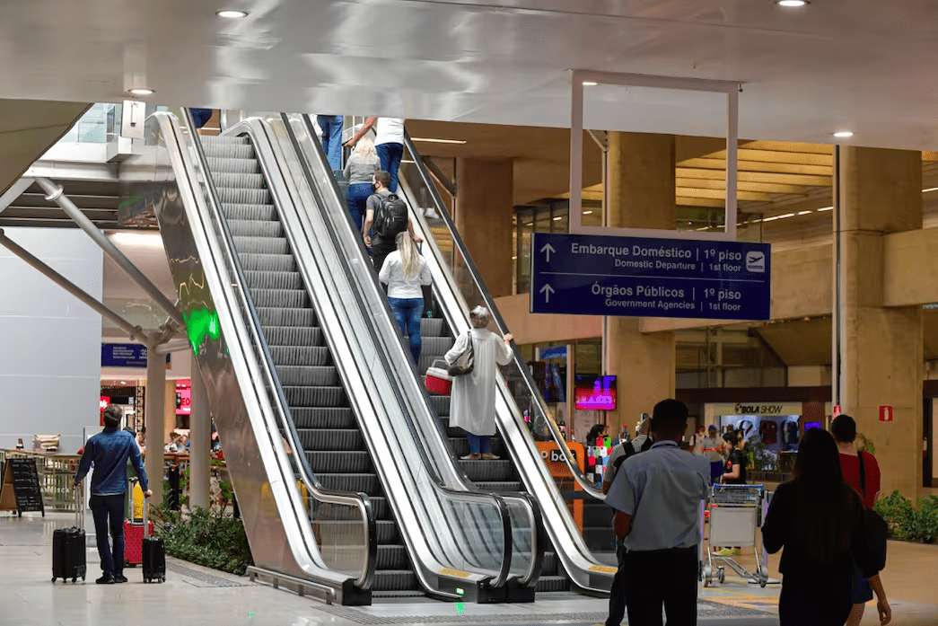 Aeroporto Internacional De Belo Horizonte, Em Confins Inaugura 27 Lojas ...